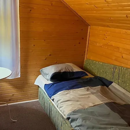 Hotel en barco Houseboat - Beacon Of Happiness *