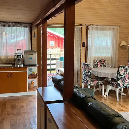 Houseboat - Beacon Of Happiness Ботель Братислава