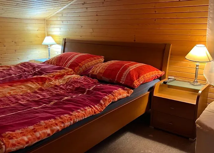 Botel Houseboat - Beacon Of Happiness