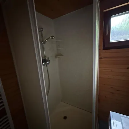 Houseboat - Beacon Of Happiness * Pressburg